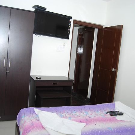 Pratham Residency Hotel Mysore Eksteriør billede
