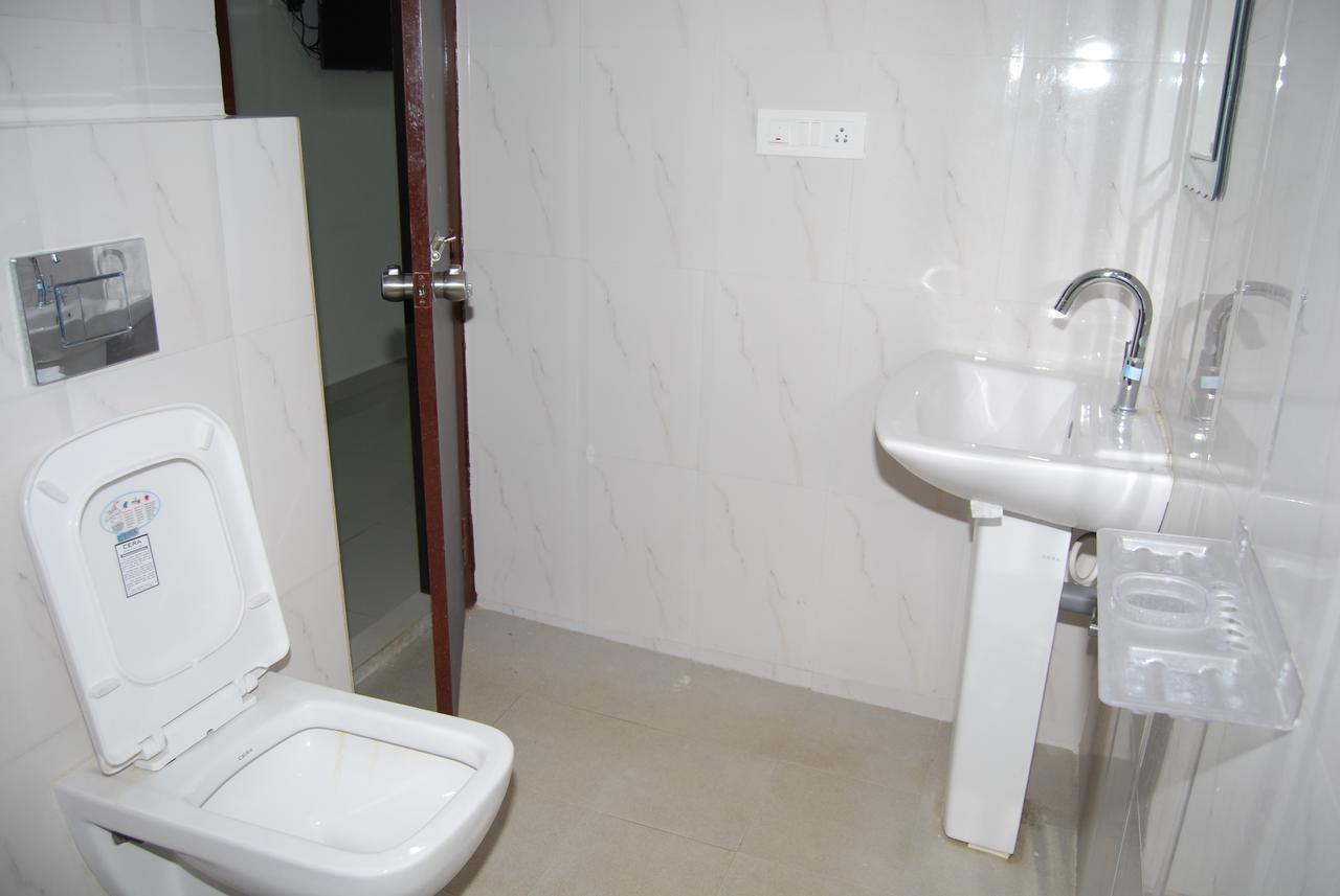 Pratham Residency Hotel Mysore Eksteriør billede