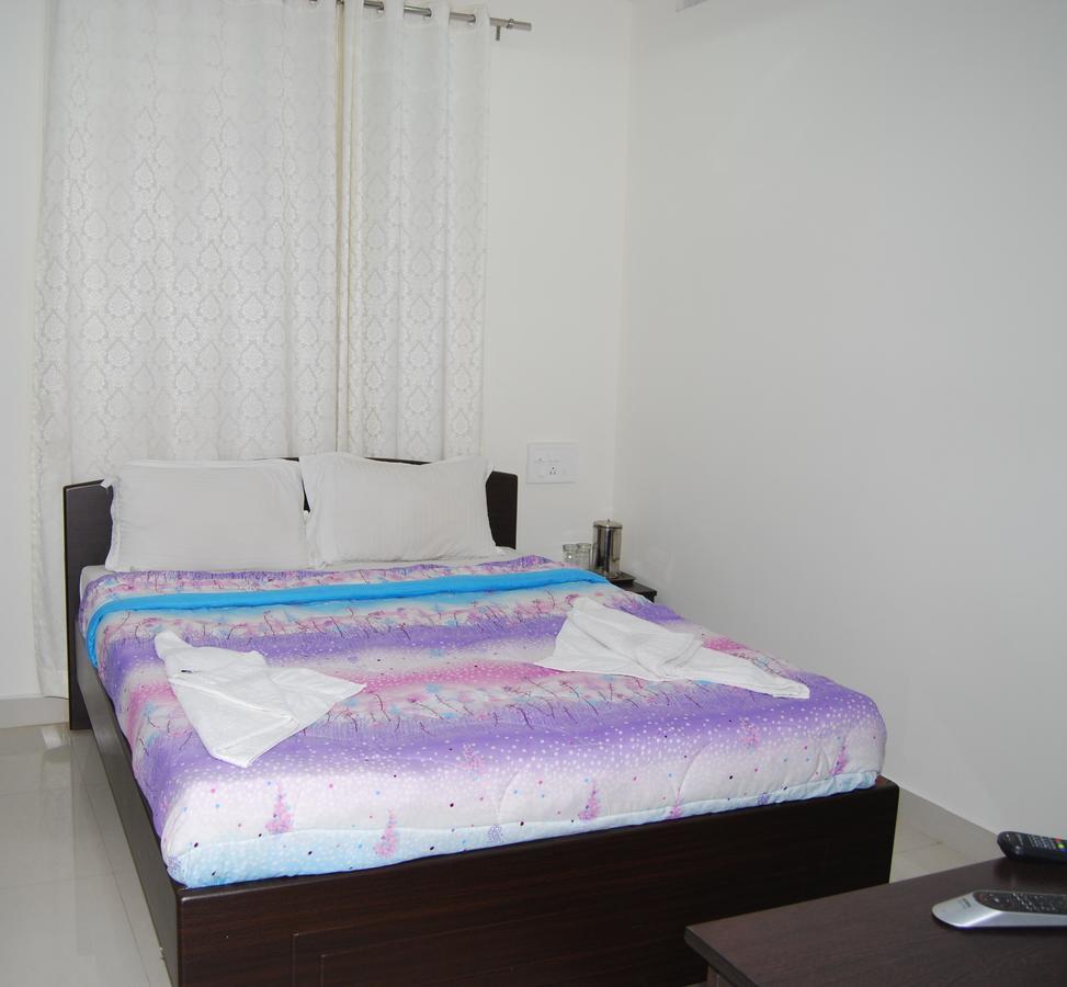 Pratham Residency Hotel Mysore Eksteriør billede